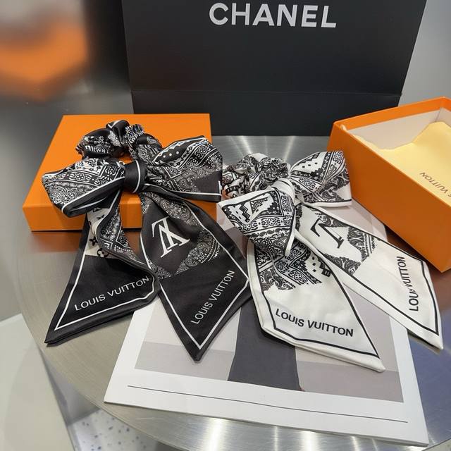 with packaging box Louis Vuitton Louis Vuitton new hairband, classic Lv logo, si