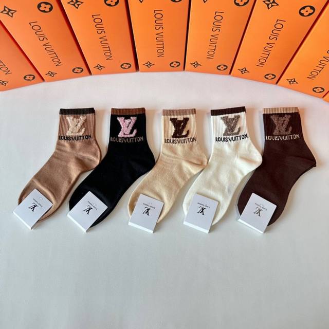 Special packaging Lv Louis Vuitton new classic feather yarn medium and long pile