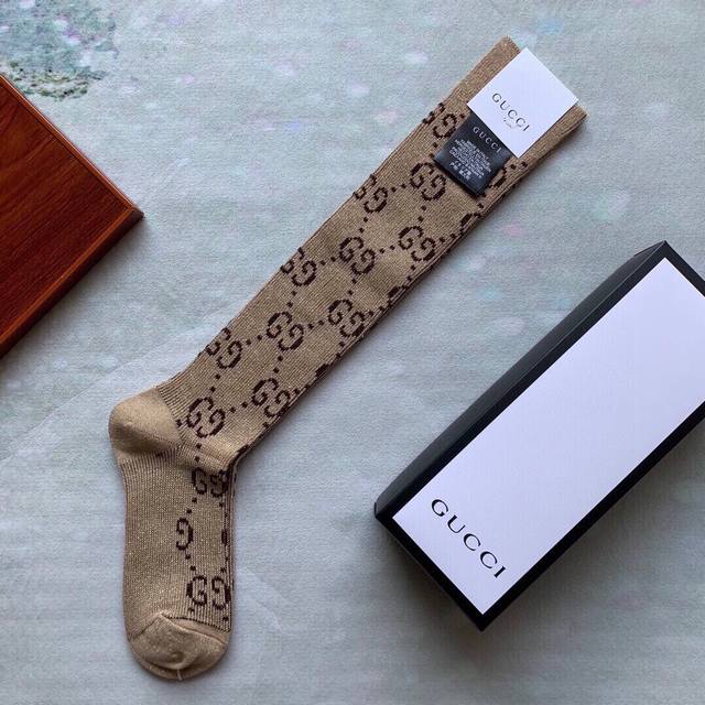 Special Gucci Gucci classic long calf socks one box one pair G counter has been