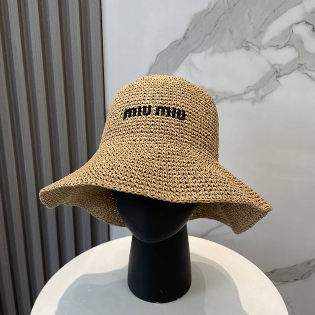Miumi new Raffia straw hat, pure hand-crocheted, very small production, heavy wo
