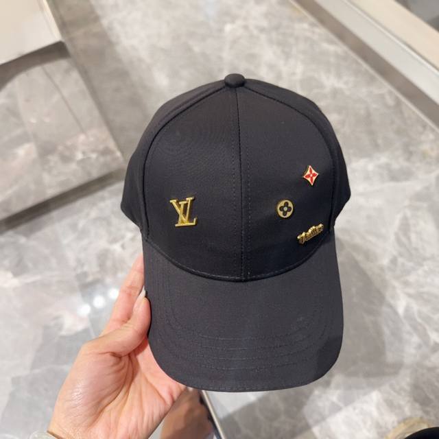 Louis Vuitton Lv, a style that can be worn for many years, fashionable and high-