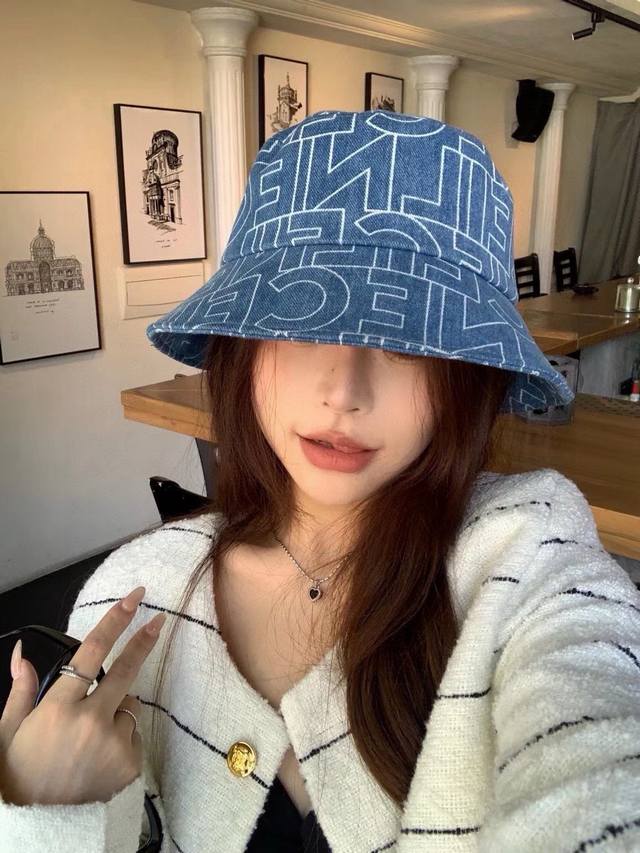 Celine new denim fisherman hat, head circumference 57Cm