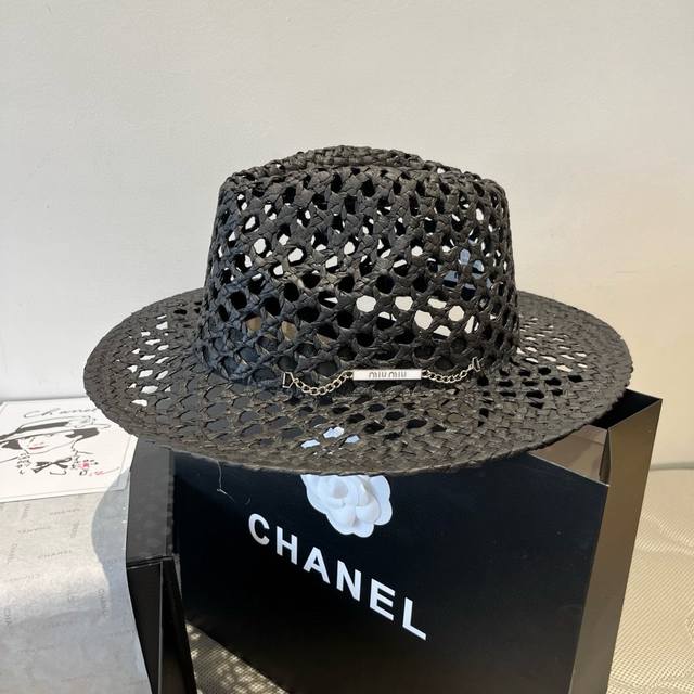 Miumiu new hat, hollow hat, head circumference 57Cm