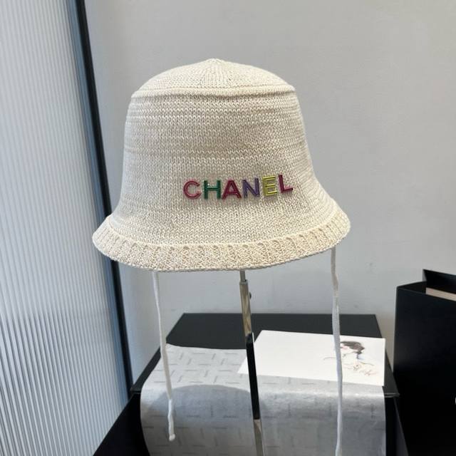 Chanel knitted bucket hat, small hat, head circumference 57Cm