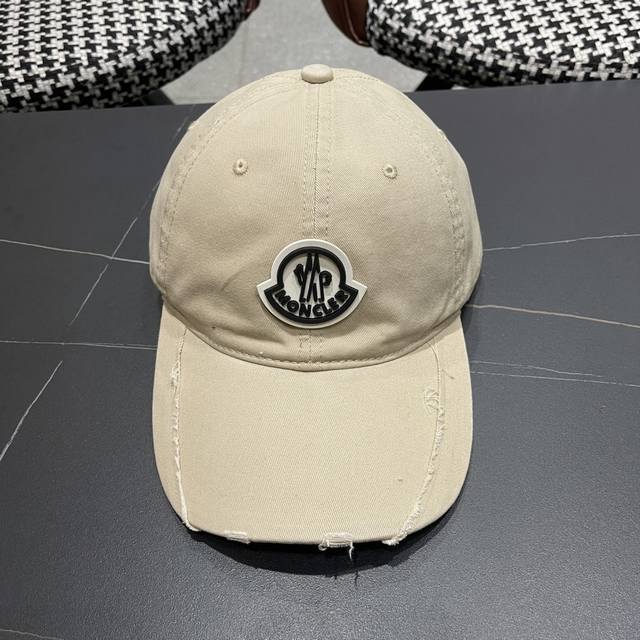 New Moncler spring and summer baseball cap, young and fashionable colors, super