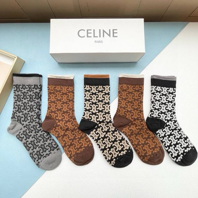 comes with a box of five pairs of Celine socks 2025 new style socks! Counter syn