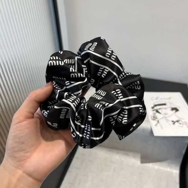 Miumiu new hairband