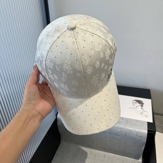 Lv new style duckbill cap, head circumference 57Cm