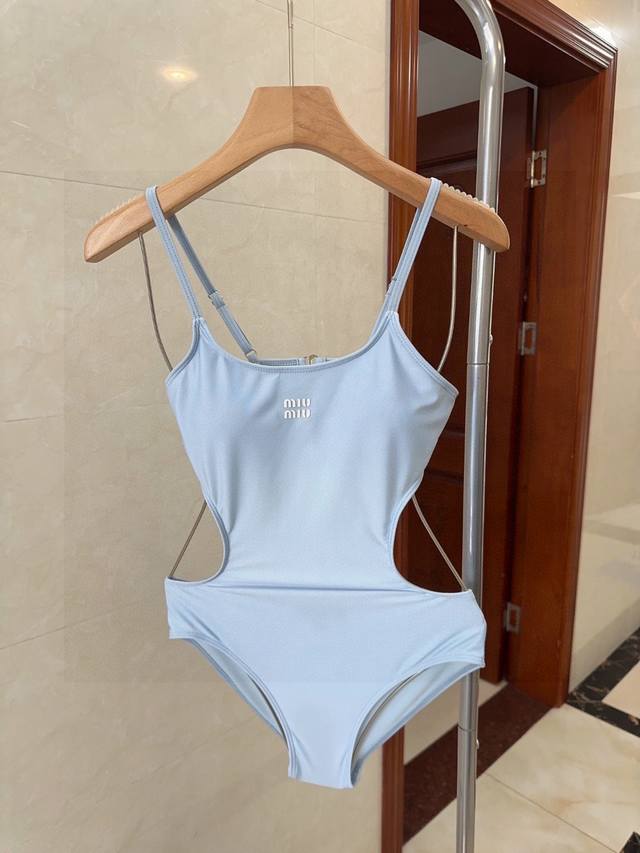Miumiu swimsuit, a must-have for fashionistas! The real thing is super beautiful