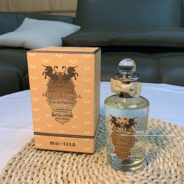 Counter quality Penhaligon's Artemisia Deadly Tenderness Penhaligon's Artemisia
