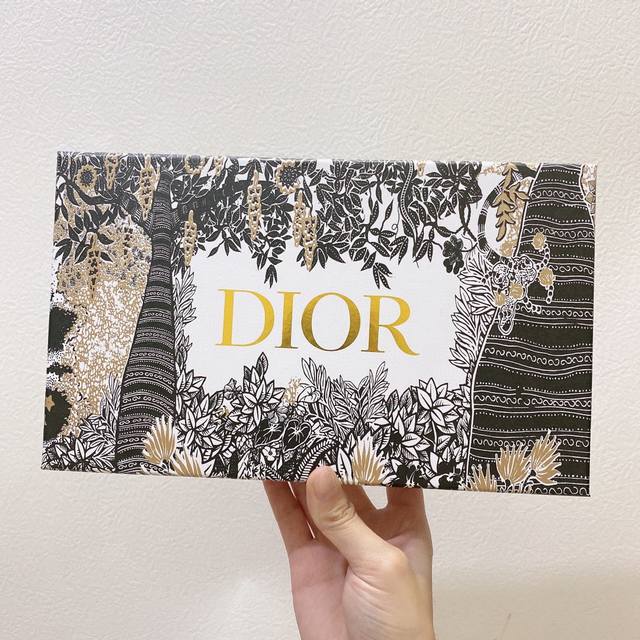 Counter quality New Dior gift box sample perfume 4-piece set contains: True Me +