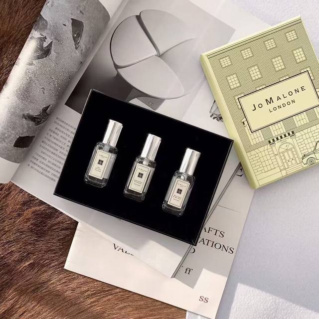 Counter quality Jo Malone London Limited Edition Three-piece Q-version Perfume B
