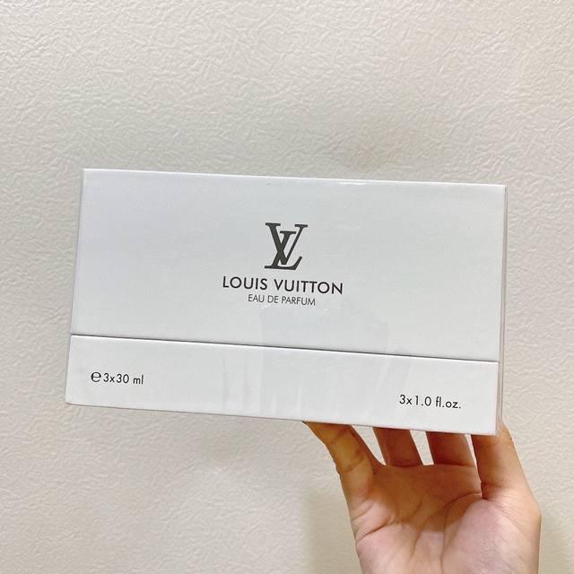 Counter quality Lv medium sample perfume three-piece set white box 3*30Ml set in