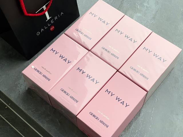 Counter quality Armani's new fragrance is free and boundless! 90Ml Free Girl and
