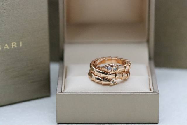 Hot-selling model recommendation Bvlgari Serpenti series head and tail diamond t