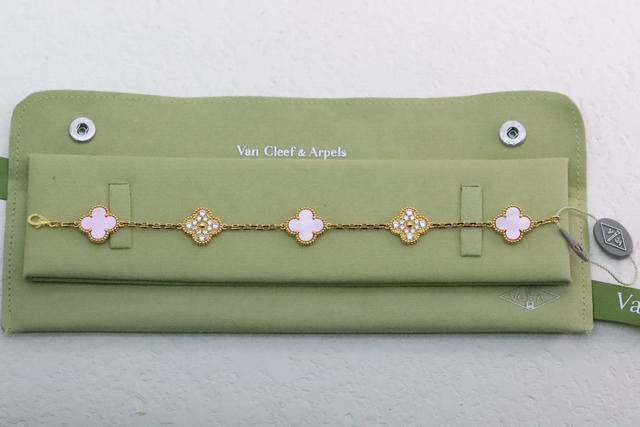 Hot-selling model recommendation Vca champagne gold powder shell with diamond fo