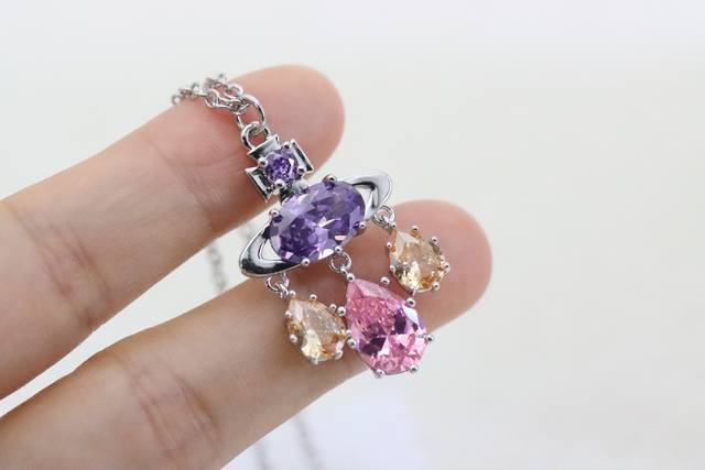 Hot-selling model recommendation Queen Mother Vivienne Dream Catcher Diamond Sat