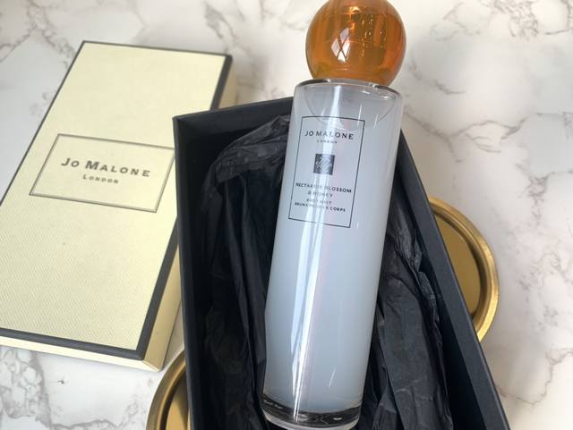 Counter quality New model of Jo Malone Body Spray 95Ml Apricot Blossom and Honey