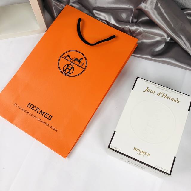Counter quality Hermes Hermes Light My Day Strong fragrance perfume 85Ml This is