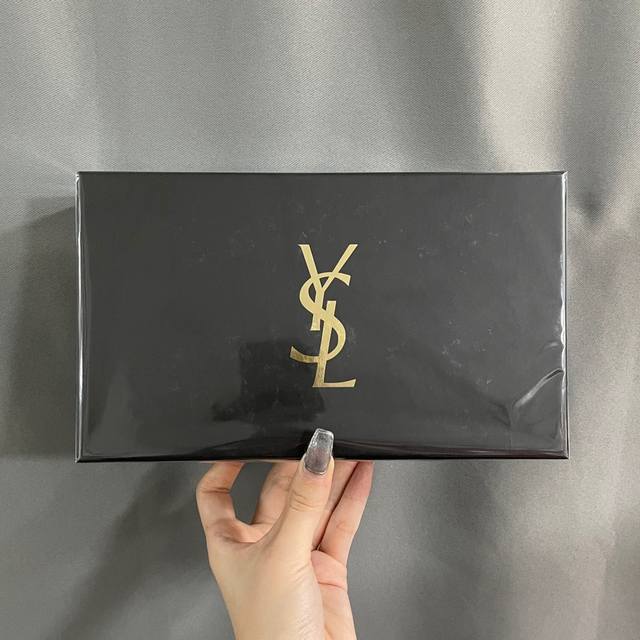 Yves Saint Laurent perfume sample 30ml three-piece black box! Contains: 30ml*3 w