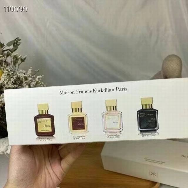 Counter quality Ji'an perfume sample 30Ml four-piece set! 30Ml