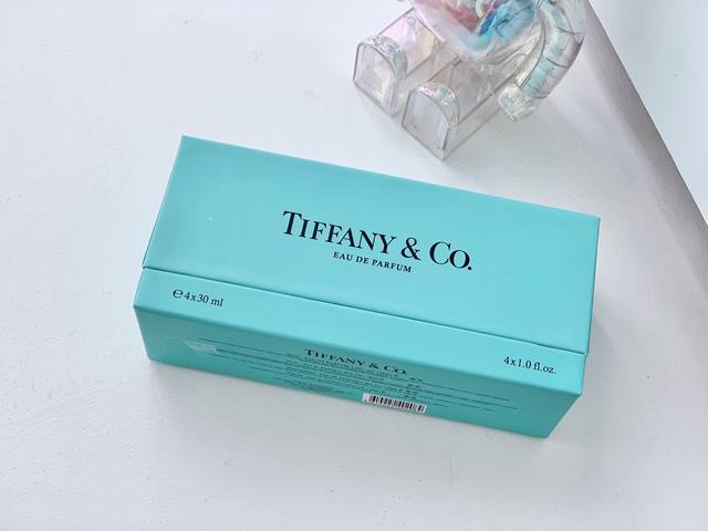 Counter quality Tiffany perfume four-piece set gift box set includes: Passion pe