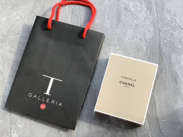Original quality Chanel Gabrielle Ml, Fragrance: mainly floral, it is a combinat