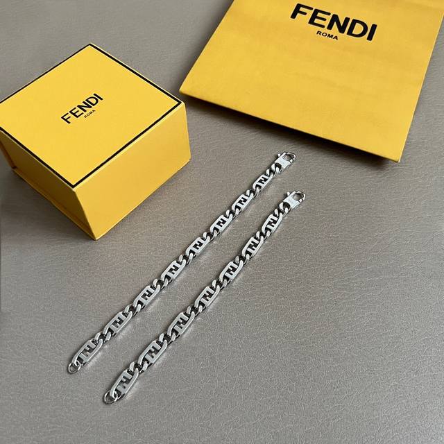 Fendi Fendi bracelet high-end custom hot-selling new style simple and elegant go