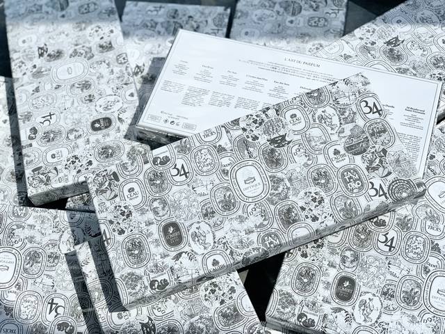 Counter quality Diptyque 10-piece set! Paris is a paradise for artists. Hemingwa
