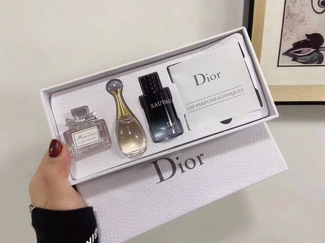 Counter quality Dior perfume sample three-piece set with wilderness version Dior