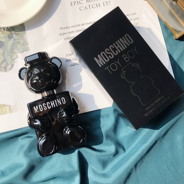 Counter quality Moschino Toy Boy black male fragrance The black bottle is really