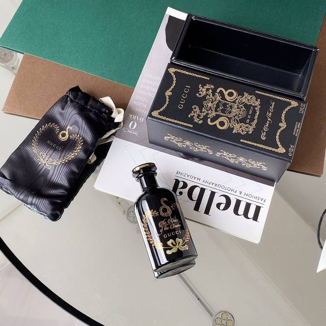 Counter quality Gucci black bottle "The Voice Of Snake" perfume story, the snake