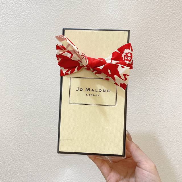 Counter quality The design of Jo Malone's new perfume Pear Blossom Ml is very di