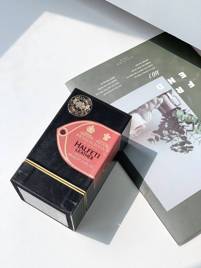 Counter quality New product delivery | Halfeti Black Rose Perfume The new fragra