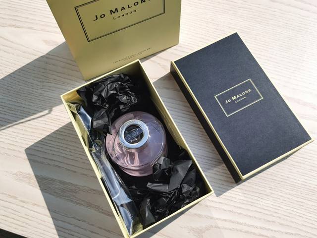 Counter quality Life needs a sense of ritual, Jo Malone's reed aromatherapy is r