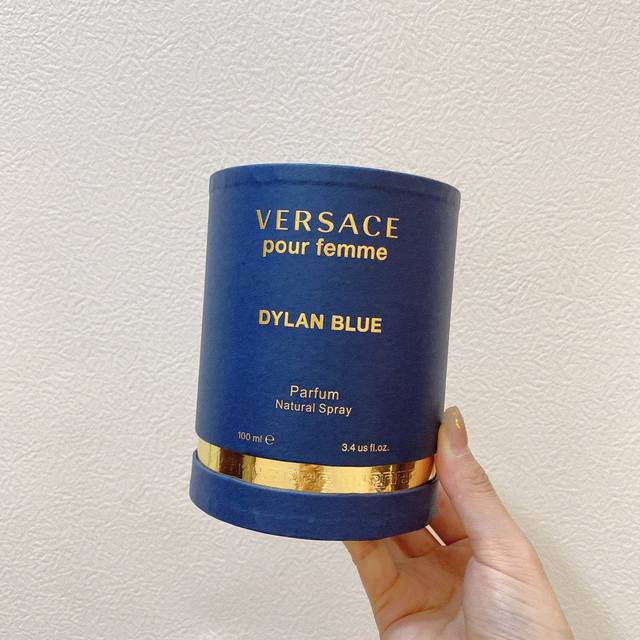 Counter quality Versace Poseidon Women's Perfume Cylinder Fragrance: Floral and