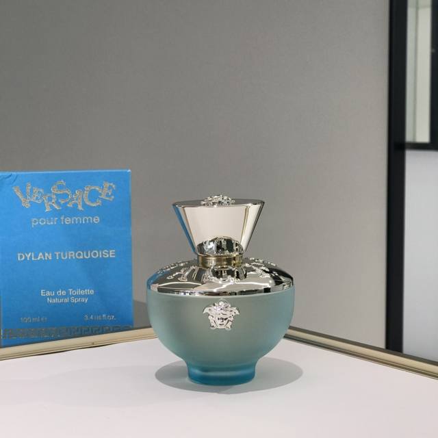 Counter quality Versace Dylan Blue Women's Eau de Toilette Ml Fragrance: floral