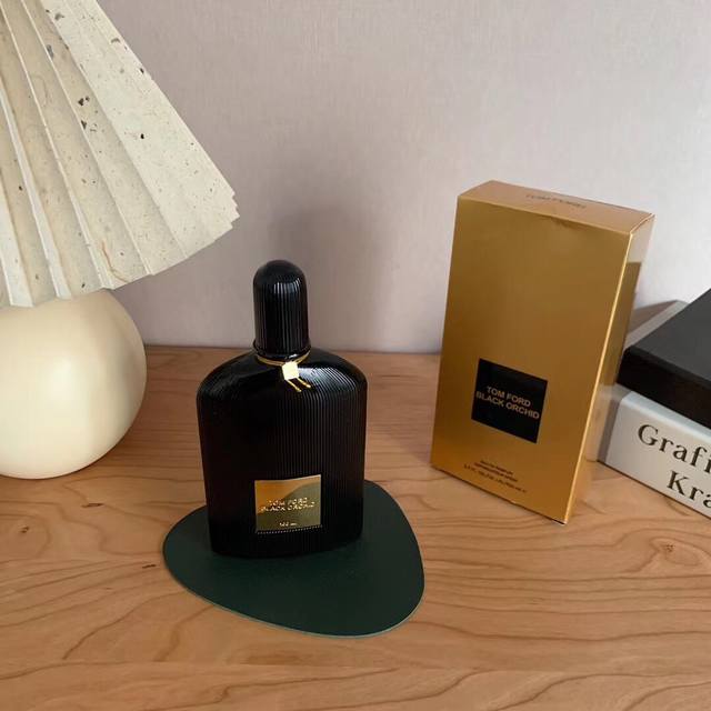 Counter quality : TF Midnight Orchid Perfume The fragrance is so high-end. Spray