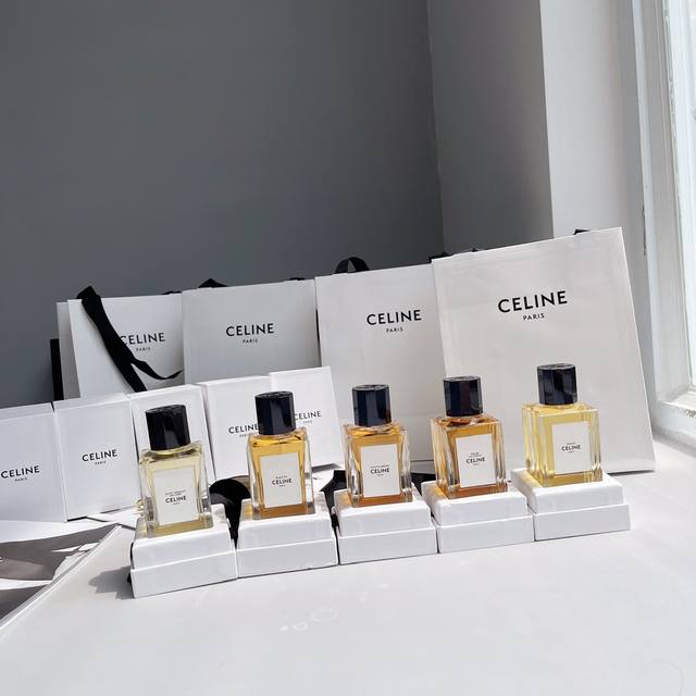 Counter quality The world's first fragrance boutique of Saijia has opened, with