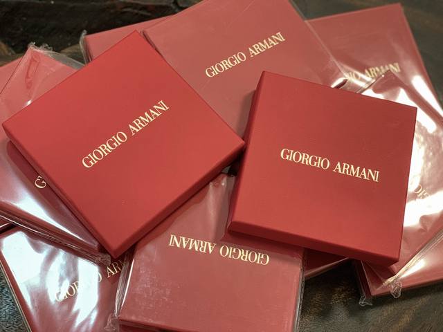 Counter quality New Year gift, for the one you love Armani Armani Love perfume s