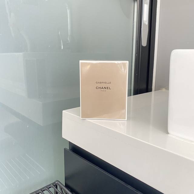 Counter quality Gabrielle perfume Ml Counter quality Gabrielle women's perfume G