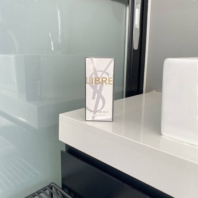 Counter quality Yves Saint Laurent Liberty Perfume 90Ml Product description: The