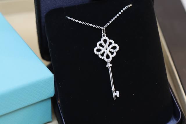 Hot-selling model recommendation Tiffany&Co. Full diamond Chinese knot clavicle