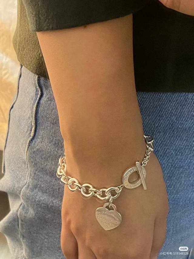 Hot-selling model recommendation Tiffany&Co. Tiffany heart pin buckle bracelet n