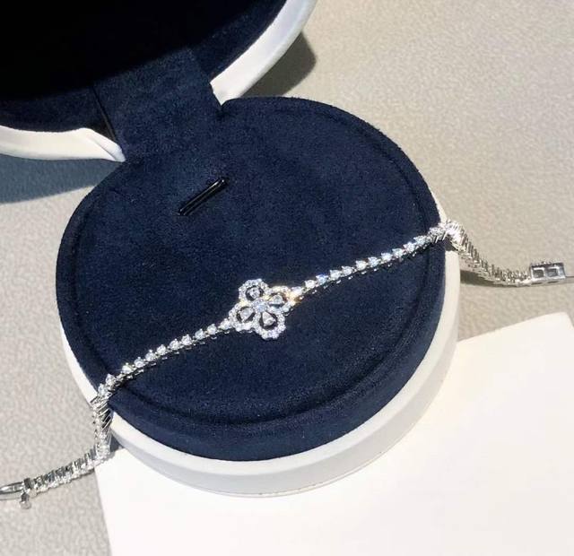 Hot sale recommendation Hw Harry Winston high-end jewelry four-leaf clover brace