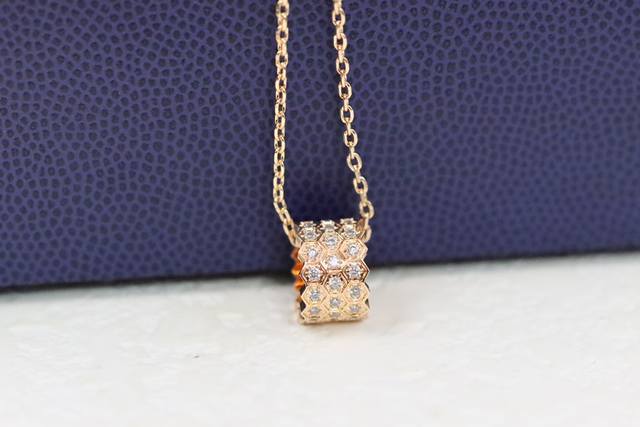 New arrival Shangmei rose gold full diamond honeycomb clavicle necklace Diamond