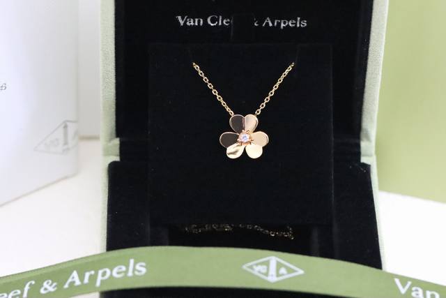 Hot-selling model recommendation Van Cleef & Arpels Vca Frivole series clover ne
