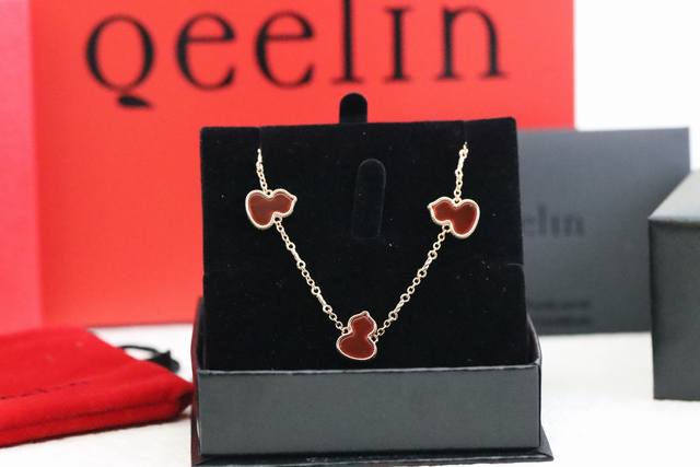 Hot-selling model recommendation Qeelin Qilin Red Gourd Three Gourd Bracelet Gou
