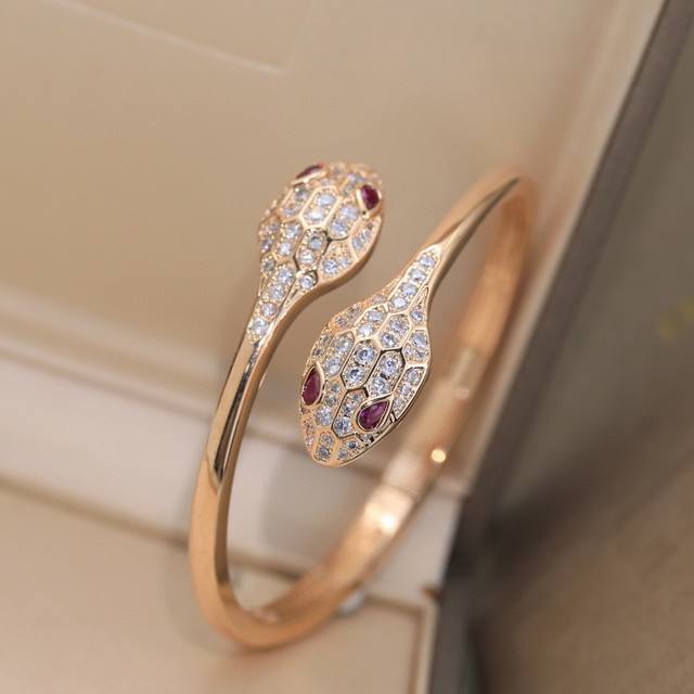 Bulgari's high-end precision-made two-headed snake bracelet is elegant, individu