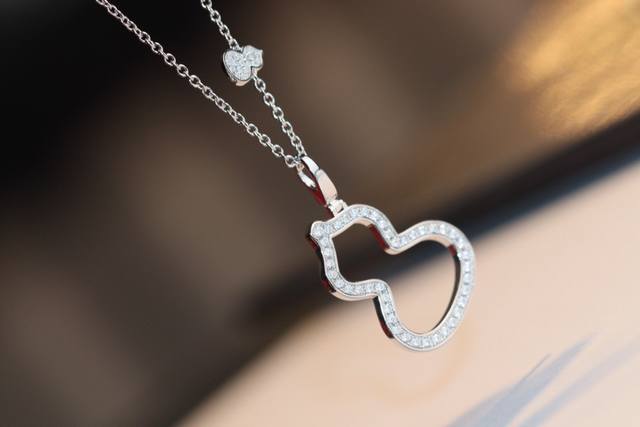 Aa174 Popular gourd full diamond hollow necklace. Gourds are often used to repre